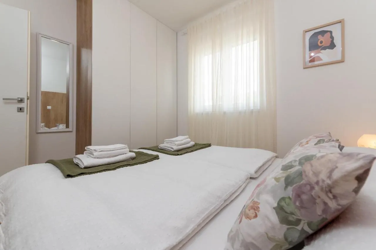 Apartment Bellezza Trogir